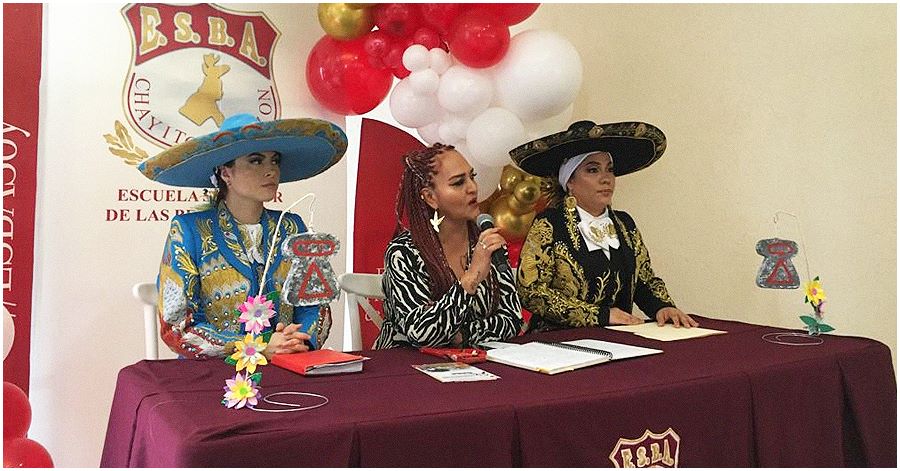 La Escuela Superior de las Bellas Artes “Chayito Garzón” realizó exposición cultural del Carnaval de Chimalhuacán